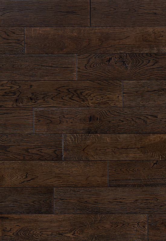 ホワイトオーク90深いブラッシングされた固体木製の床